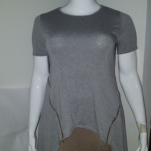 Casual T-shirt with zipper detail - Picture 1 of 4